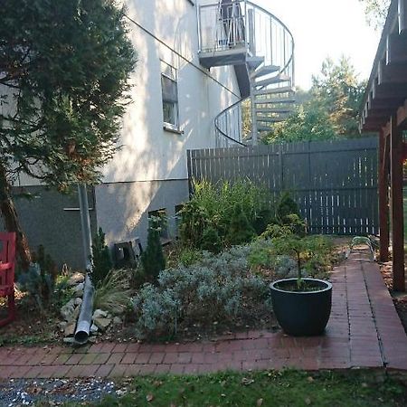 Klimatisiertes Ferienapartment An Der Stadtgrenze Von Berlin Gosen Bagian luar foto